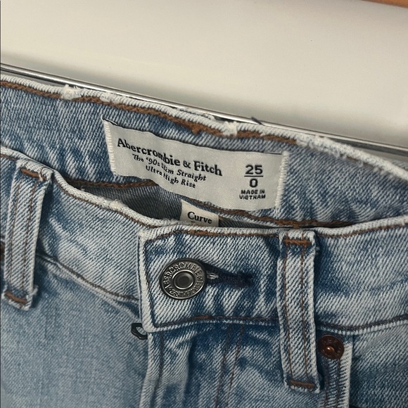 Abercrombie & Fitch The 90s Slim Straight Ultra High Rise Jeans Vintage Denim - Picture 6 of 8